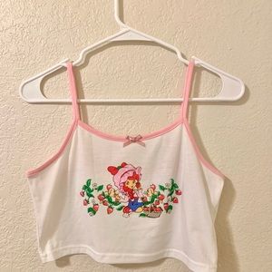 Strawberry shortcake crop top 🍰💖